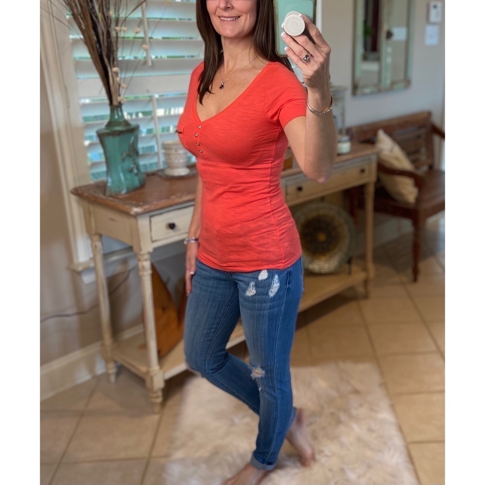 Zipper Pocket Burnout Henley V-Neck Orange 0221